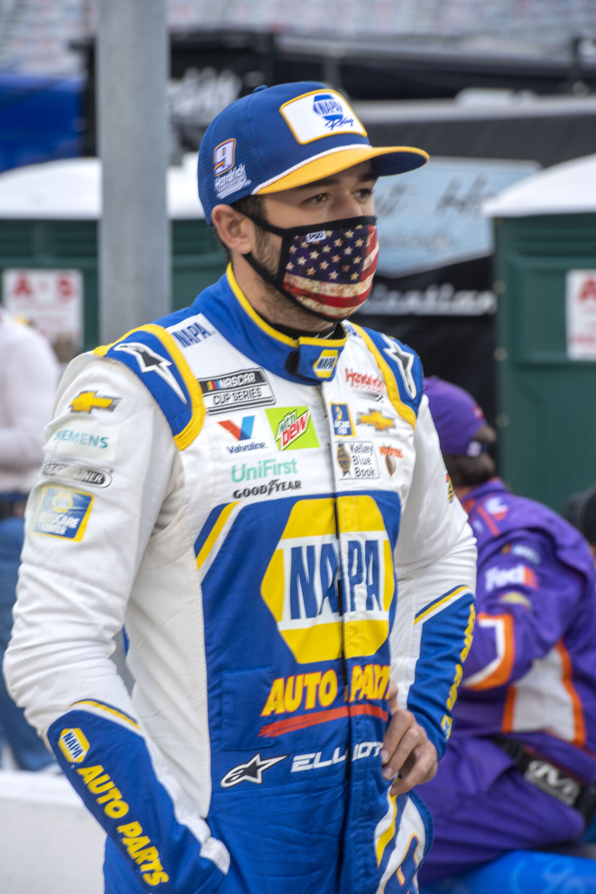BMS Bass Pro Shops NRA Night Race